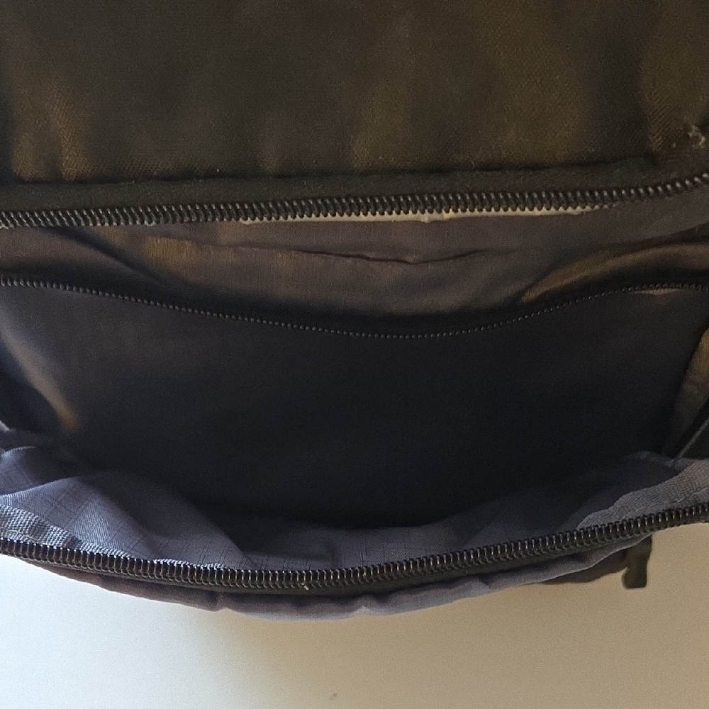 Ozark Trail Black and Gray Backpack - Picture 6 of 8